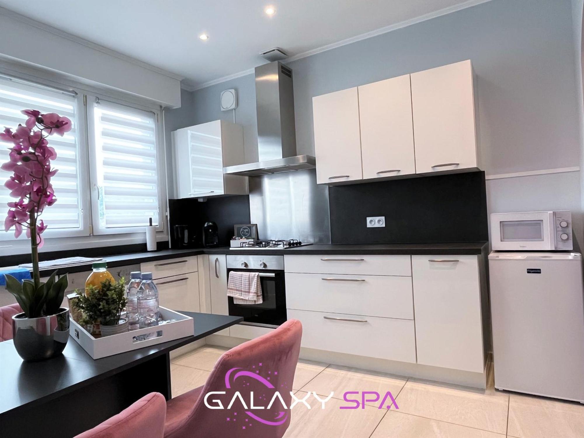 Galaxy Spa - Suite Venus Jacuzzi Et Sauna Privatif Champigneulles Exterior foto