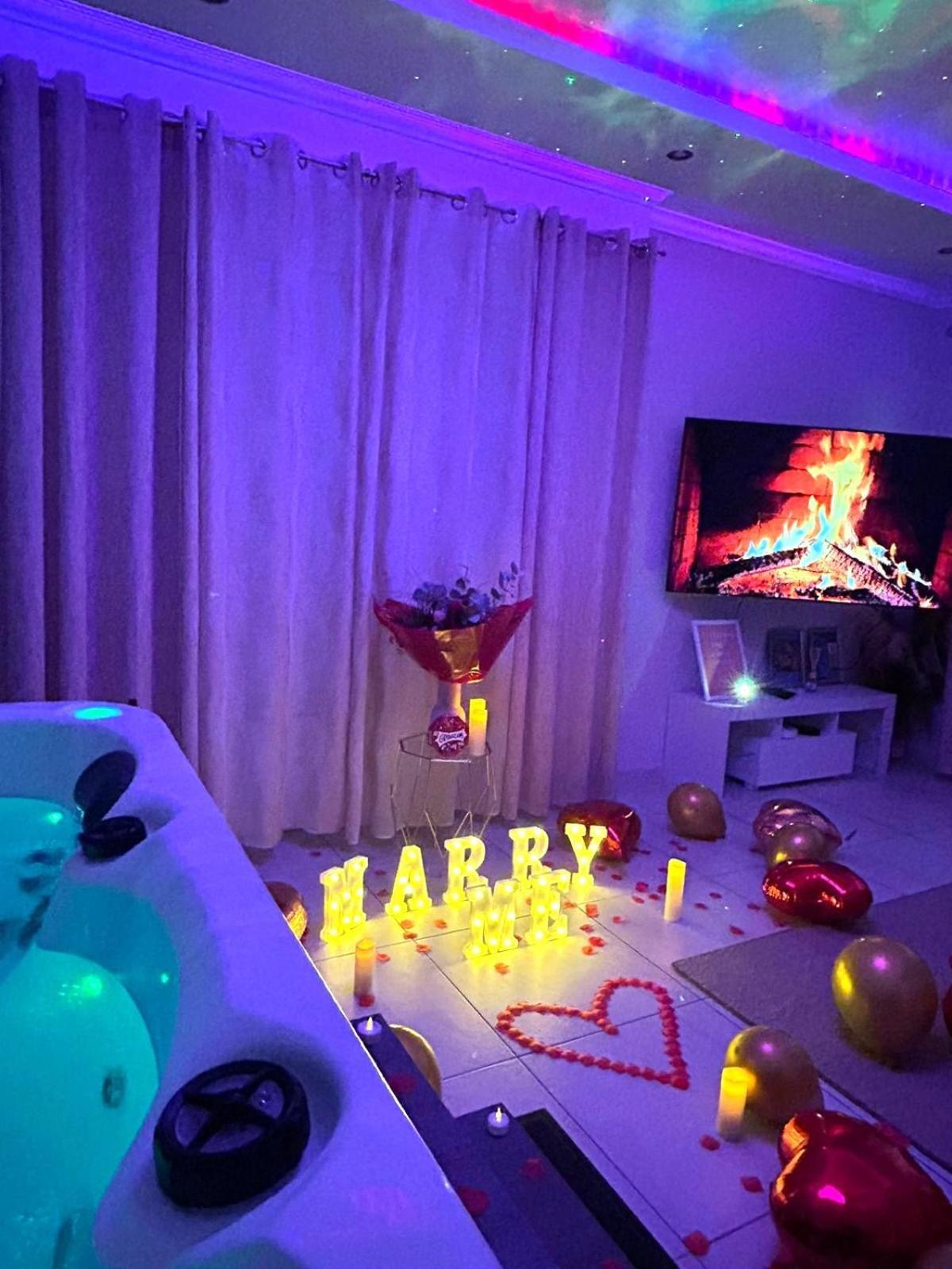 Galaxy Spa - Suite Venus Jacuzzi Et Sauna Privatif Champigneulles Exterior foto